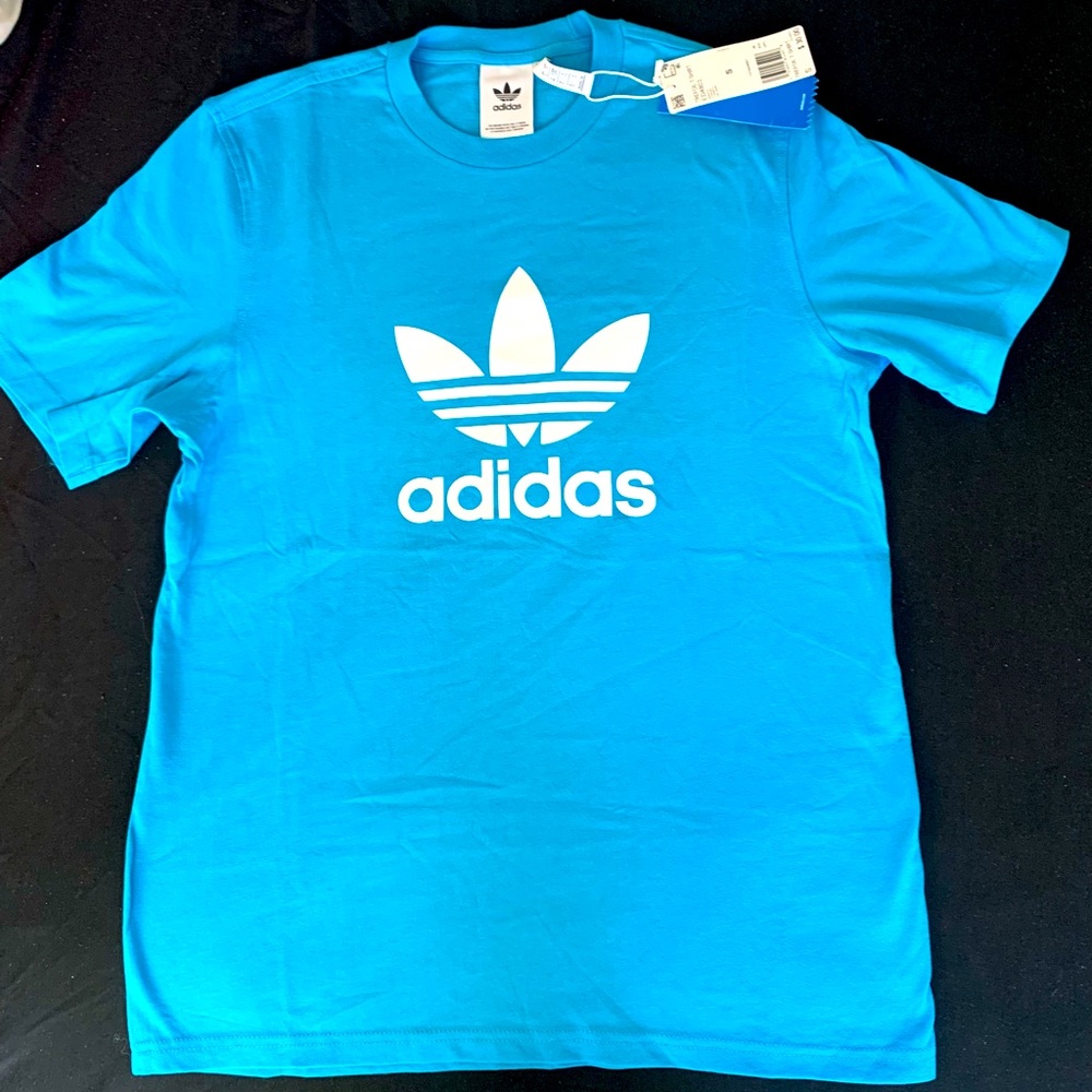 Adidas tee